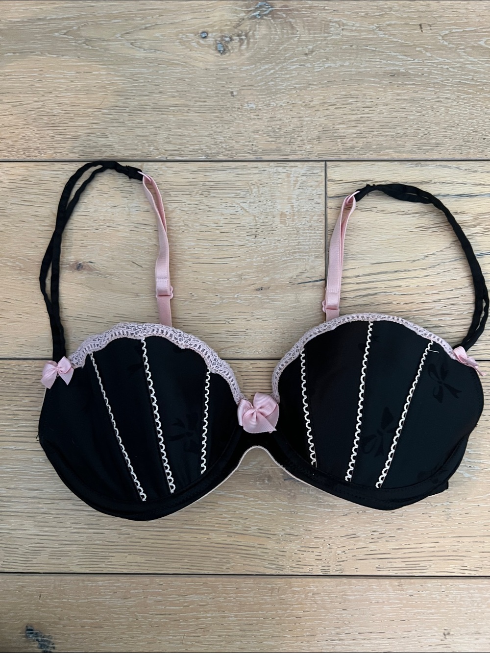 VS Sexy Little Things Satin Black & Pink Bows Lace Trim Push-Up Bra